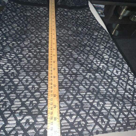 Donna Morgan Size 6 Metallic Shades of Gray Blue and Black Abstract Dress - Picture 4 of 9